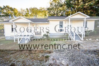 Building Photo - 428-430-430 Ridley St