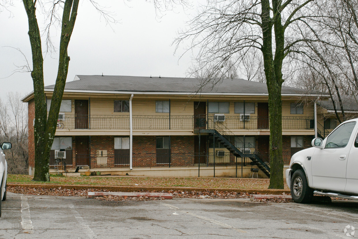 Building Photo - Donelson Hills Apartments