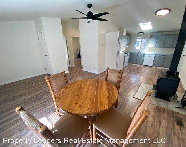 Building Photo - 2 br, 1 bath House - 54735 Wolf Street