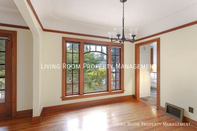 Foto del edificio - 2927 SW Hume Ct
