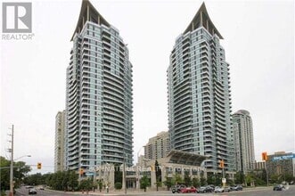 Building Photo - 33-1533 Elm Dr W