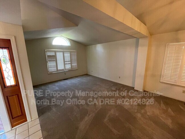 Building Photo - 119 Hop Ranch Road