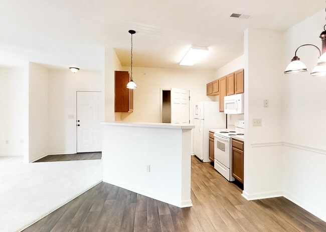 Photo - Legacy Pointe Apartments