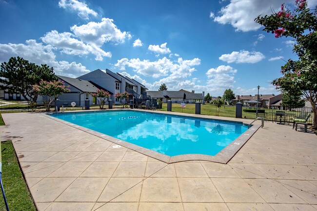 Interior Photo - Aspen Place