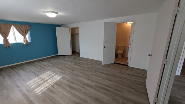 Building Photo - 2971 Swandale Ct