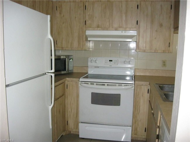 Foto del edificio - 4010 Skyline Blvd