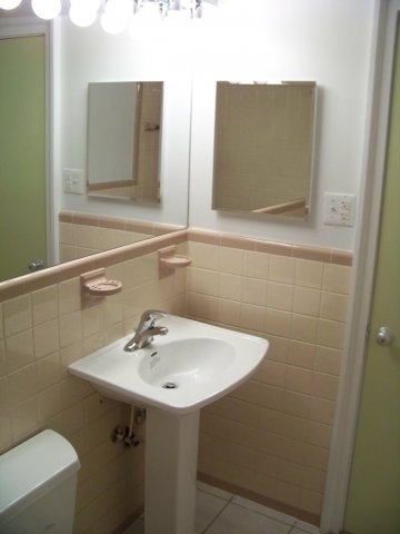 Bathroom - Churchill Apartments