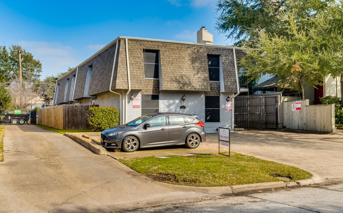 4333 Bowser Ave, Dallas, TX 75219 Apartments in Dallas, TX