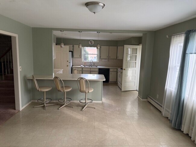 Foto del edificio - 139 Lincoln Hwy