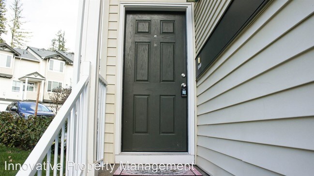 Building Photo - 15315 SW Warbler Way