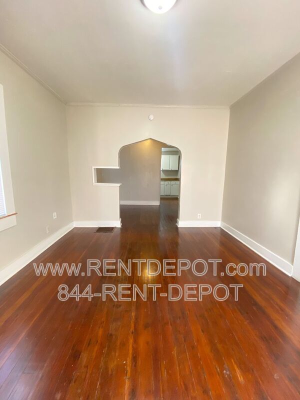 Foto del edificio - 1136 Jefferson Ave