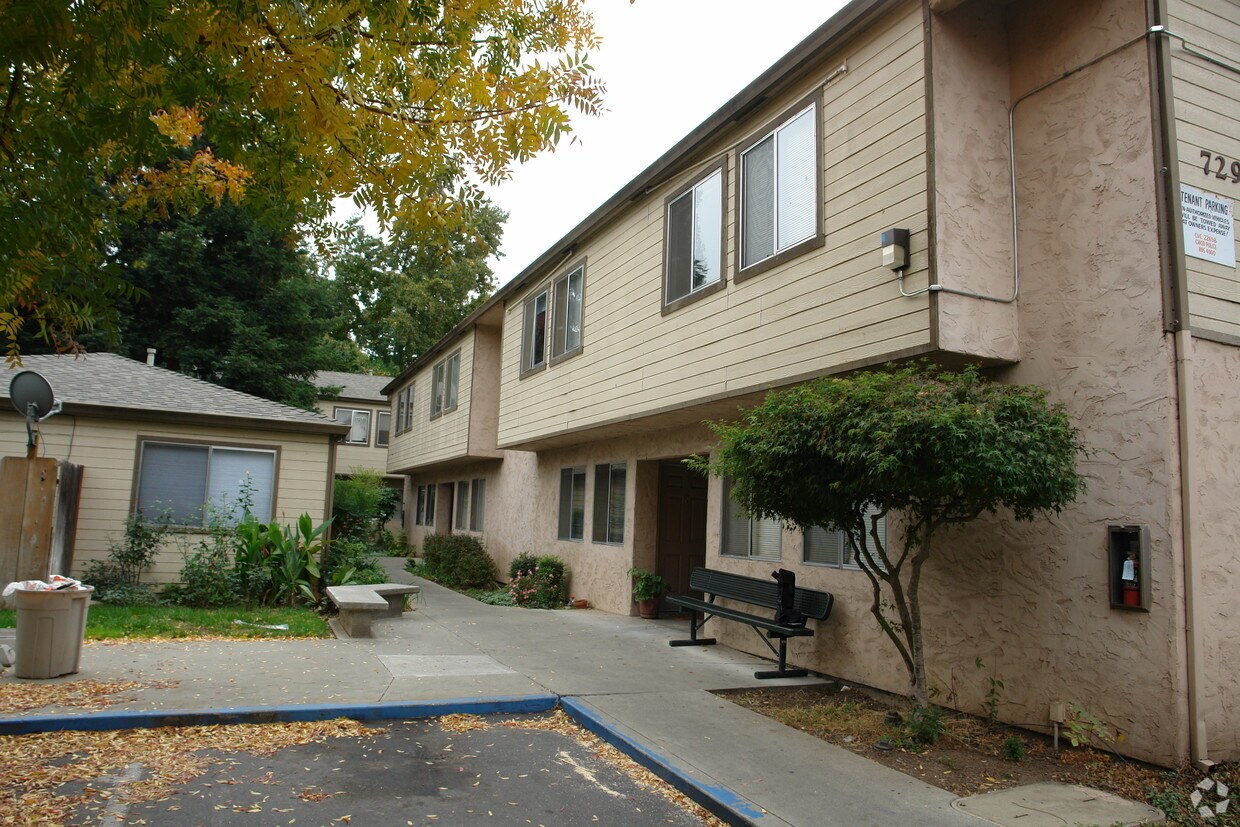 AMG Townhomes Chico, CA