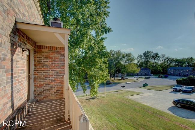 Building Photo - 4926 Cotton Row NW