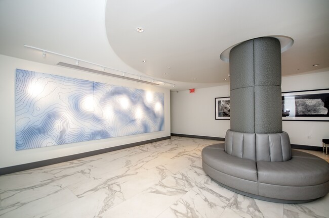 Foto del edificio - 8 Museum Way