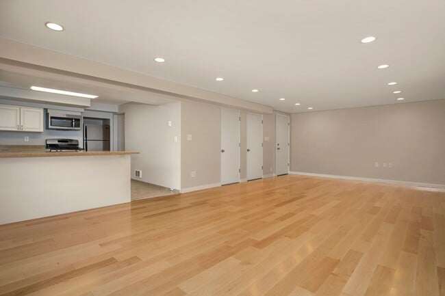 Photo - 1518 5th Ave W Apartment