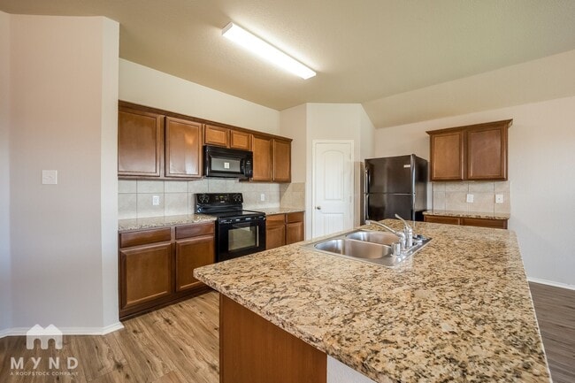 Foto del edificio - 1815 Arbordale Way