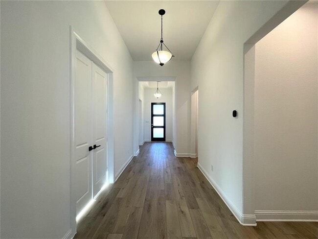 Building Photo - 900 Villa Rialto View