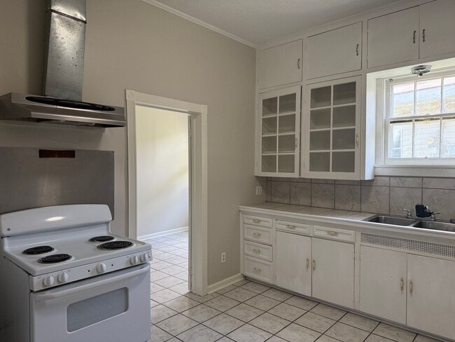 Foto del edificio - Rental Available: 427A General Mouton Lafayette
