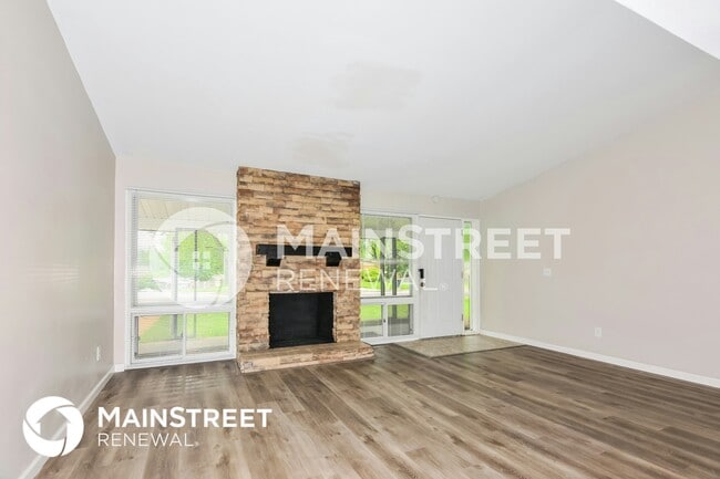 Building Photo - 2280 St Catherine St