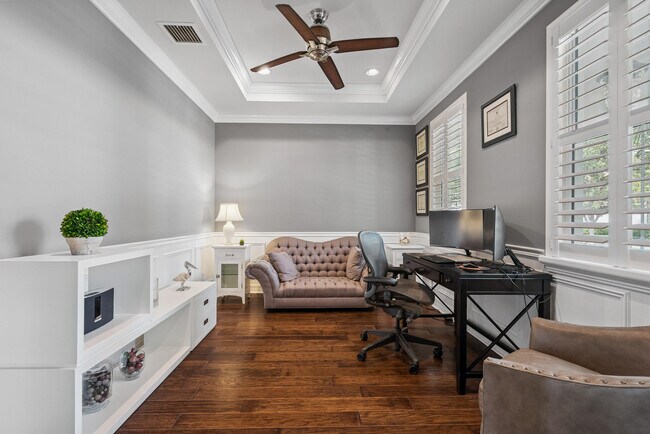 Building Photo - 2815 Sunbury Dr
