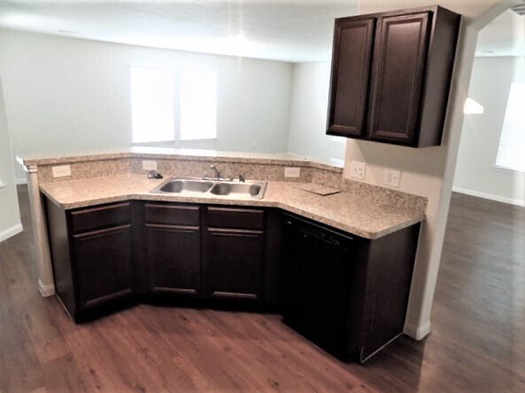 Building Photo - 15731 Regal Trace Ln