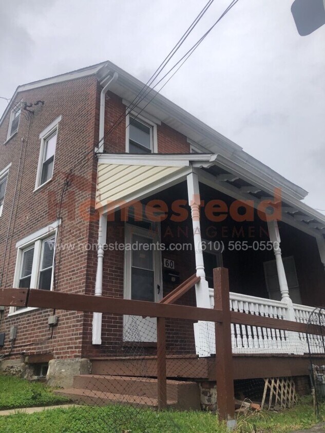 Foto principal - 2 Bedroom Home for Rent in Upland Borough!