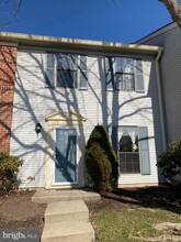 Building Photo - 6 Latta Ct