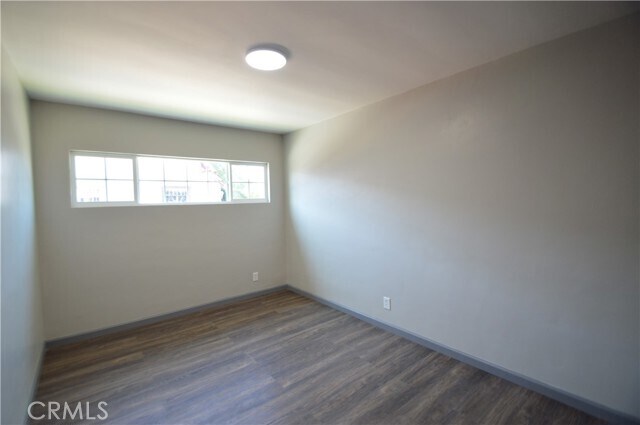 Foto del edificio - 650 Eastmont Ave