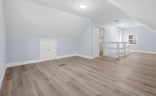 Foto del edificio - 18037 Ridgewood Ave