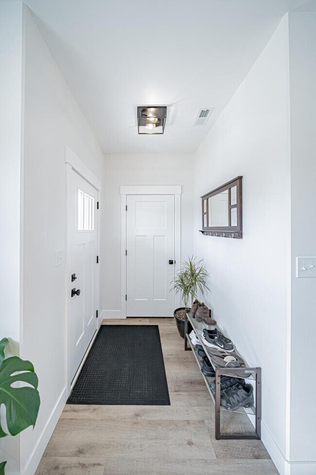 Foto del edificio - 1394 Fremont Ave