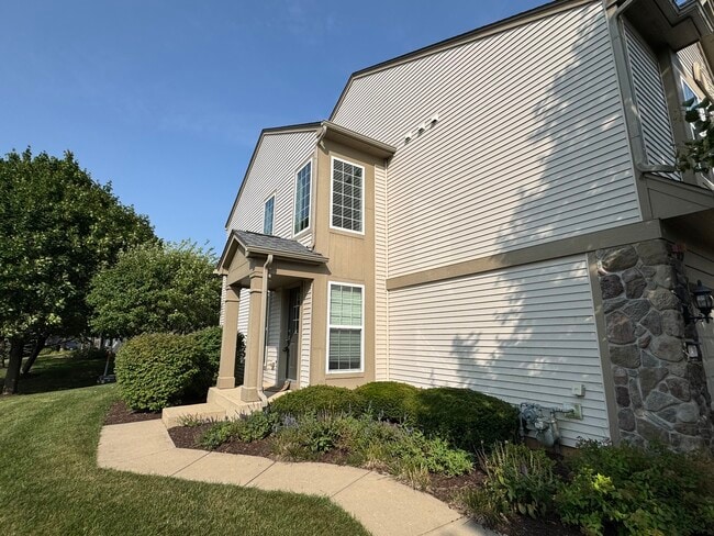 Building Photo - 1399 Crimson Ln