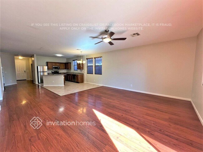Foto del edificio - 45667 W Tucker Rd