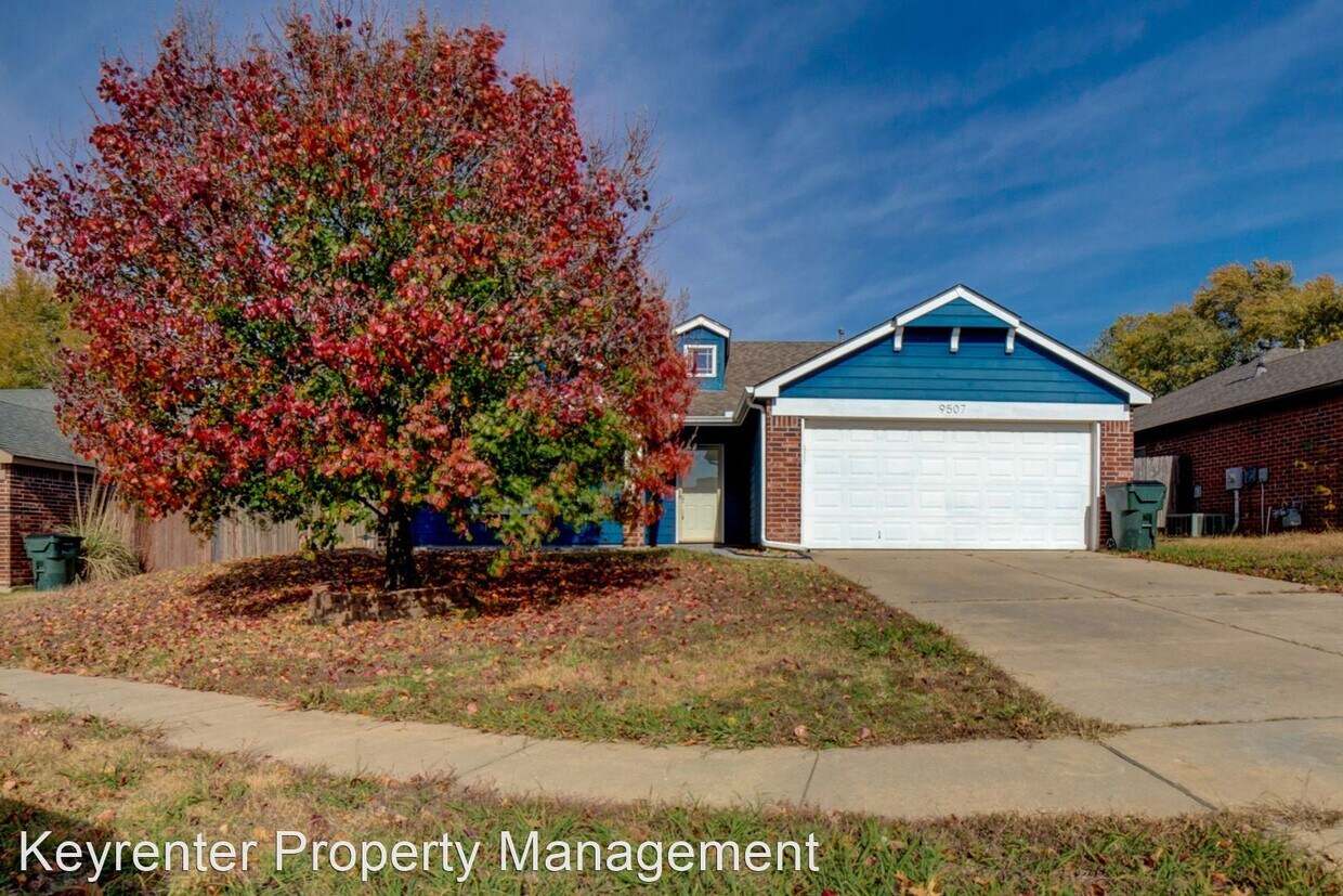 Primary Photo - 3 br, 2 bath House - 9507 E 97th St