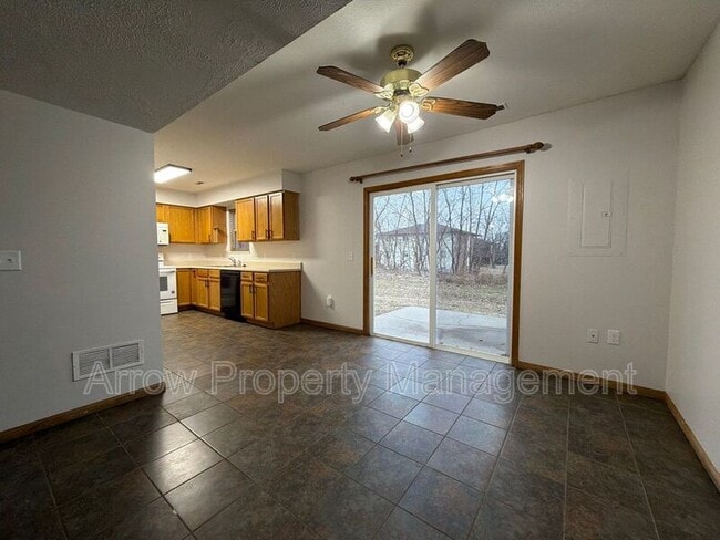 Foto del edificio - 1257 Trimble St