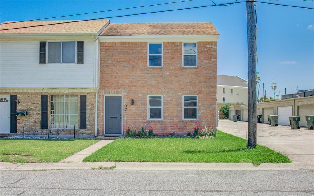 37 San Jacinto Dr, Galveston, TX 77550 Condo for Rent in Galveston