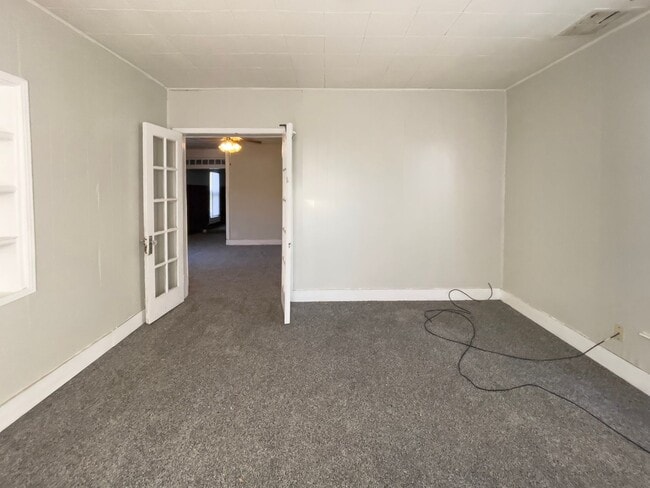 Building Photo - Downtown Home with fence and nice updates ...