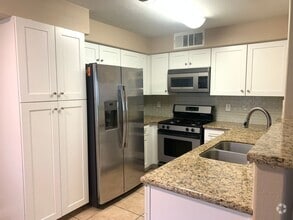 Building Photo - 3071 Key Largo Dr