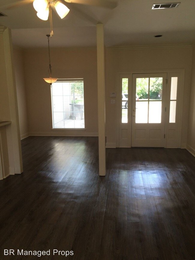 Building Photo - 3 br, 2 bath House - 10454 Springbrook Dr.