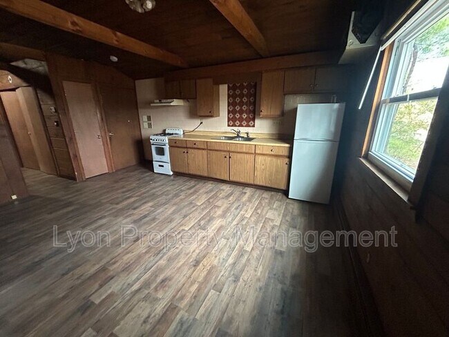 Foto del edificio - 12 Oil Mill Ln