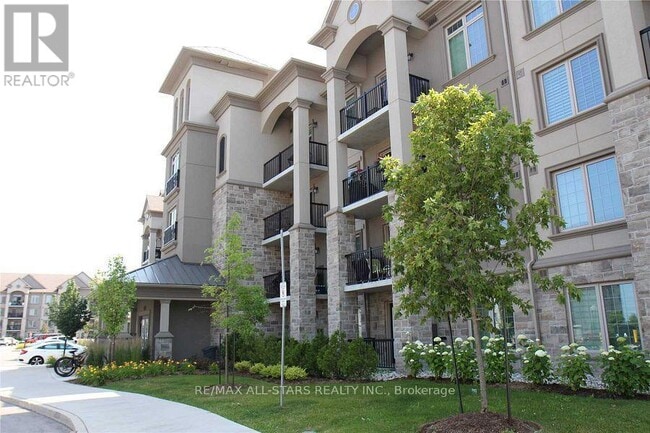 Building Photo - 1450 Main St E