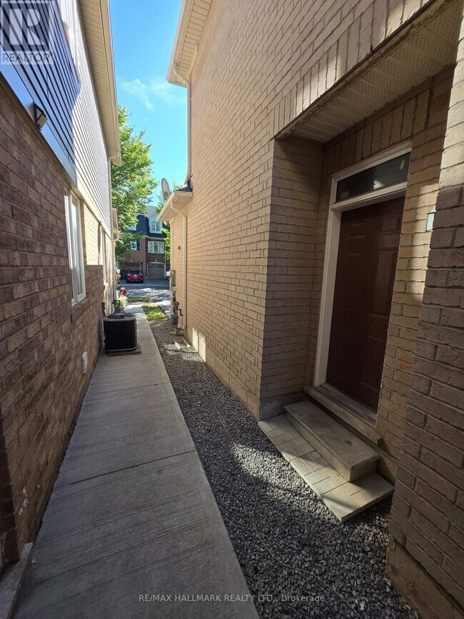 Photo du bâtiment - 48 Bevington Rd