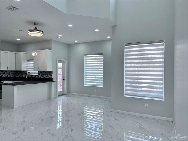 Foto del edificio - 22 Sunset Dr