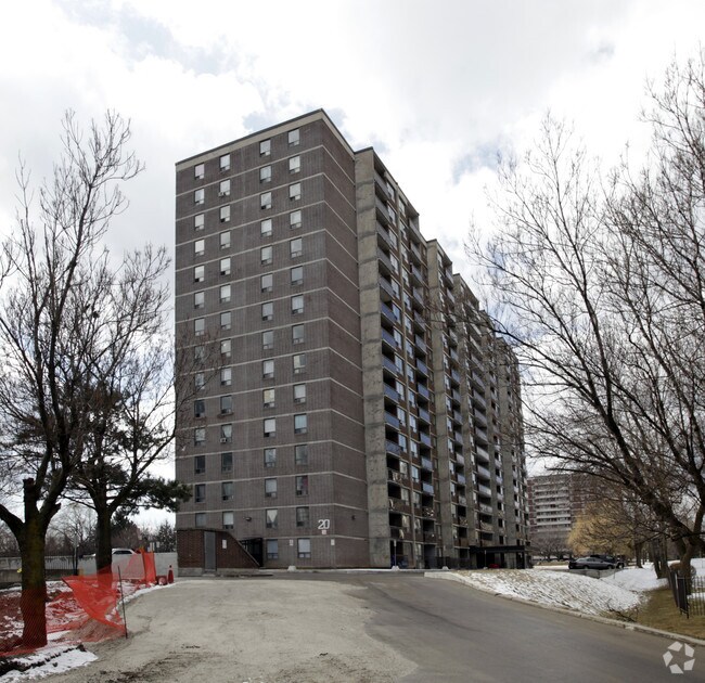 Photo principale - 20 Carabob Ct