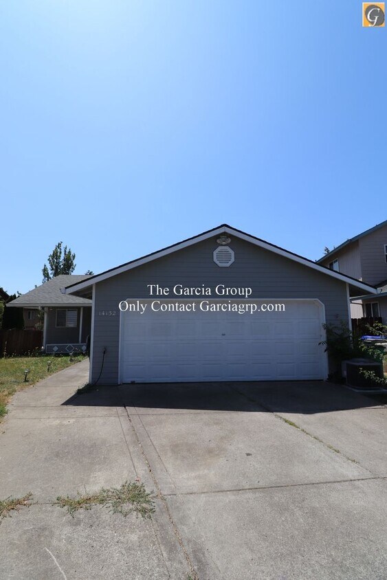 Primary Photo - Recently Renovated 3 bed 2 bath NE Home!