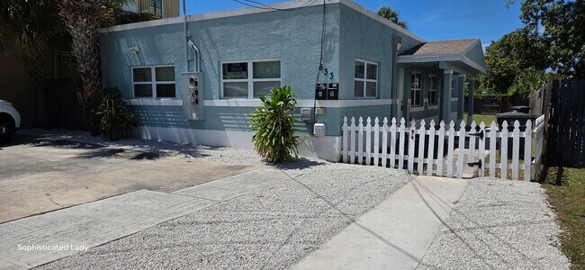Foto del edificio - 633 11th St