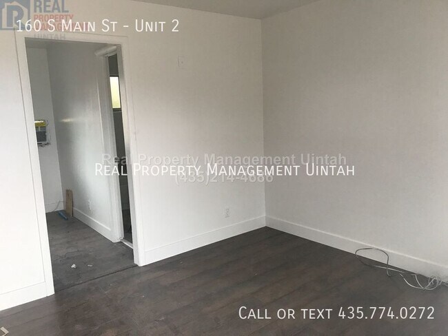 Building Photo - 160 S Main St