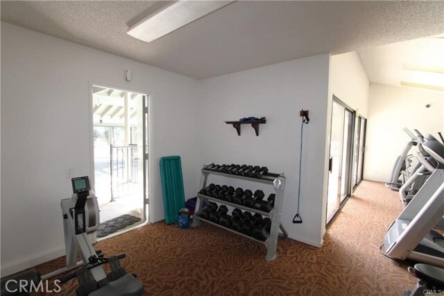 Building Photo - 242 E Fern Ave