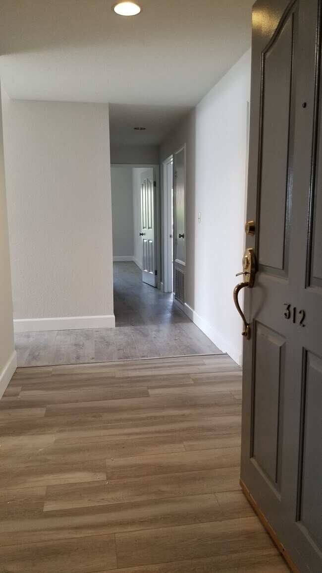Entrance to unit - 10650 Kinnard Ave