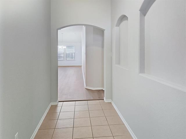 Building Photo - 2820 Stonewall Ln