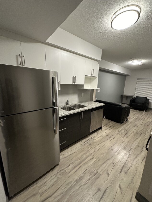 Photo principale - 258A-258A Sunview St
